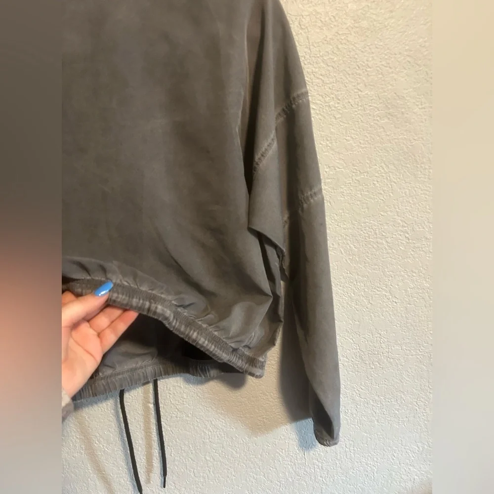 Nike fly half zip windbreaker pullover